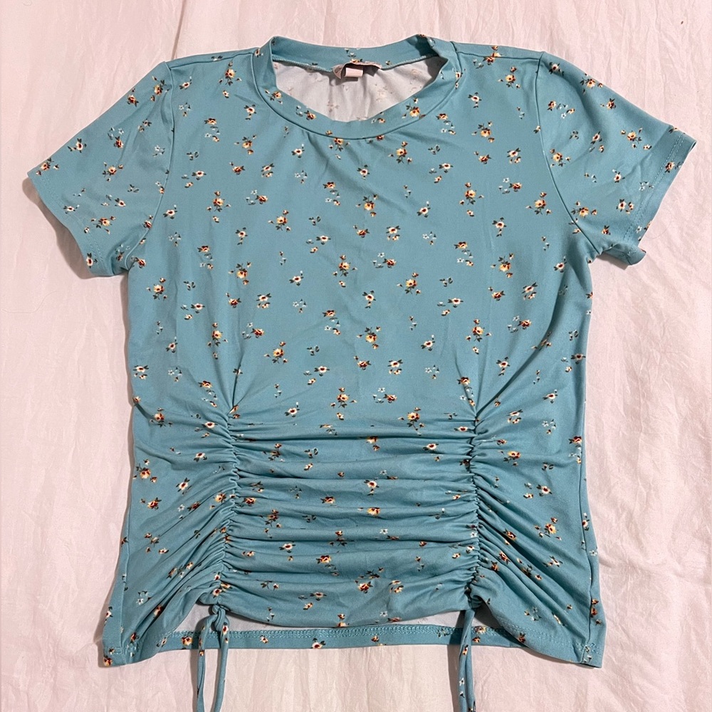 Cute blouse